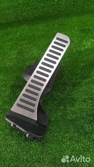 Педаль газа Volkswagen Passat B7 cczb 2013