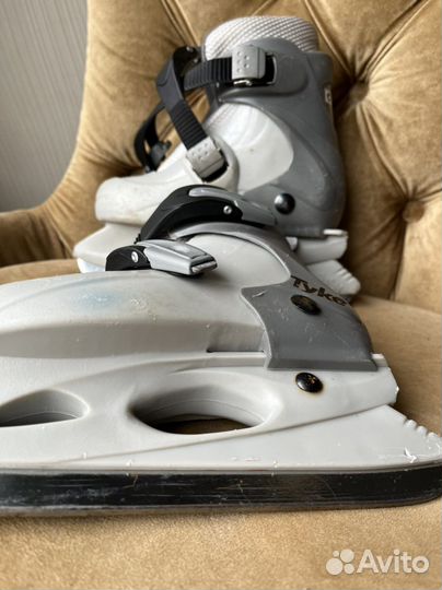 Коньки детские CCM