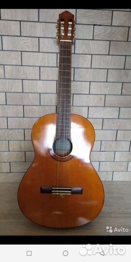 Классическая гитара 