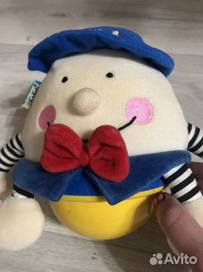 Игрушка неваляшка