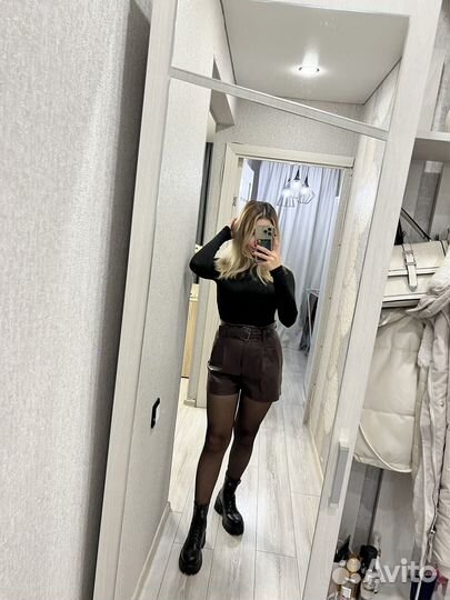 Кожаные шорты