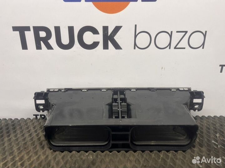 81619506071 Дефлектор воздушный