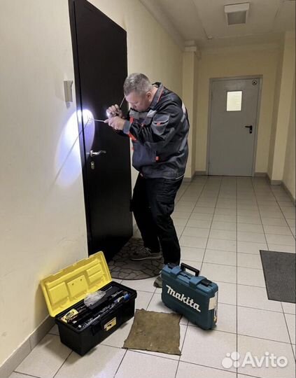 Вскрытие замков / Дверей / Авто / Сейфа