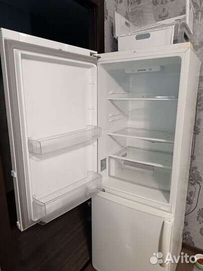 Холодильник бу lg
