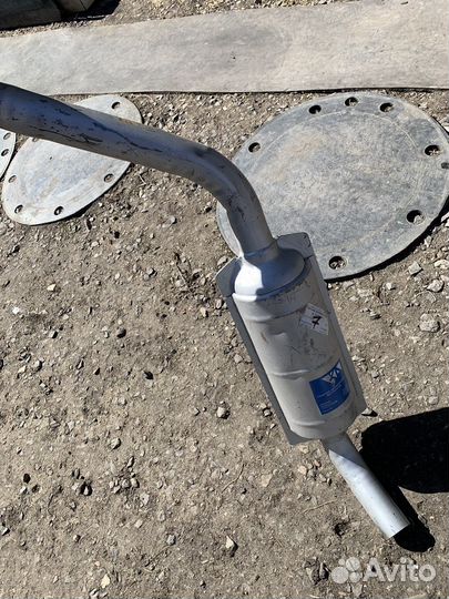 Продам глушитель LADA 2107