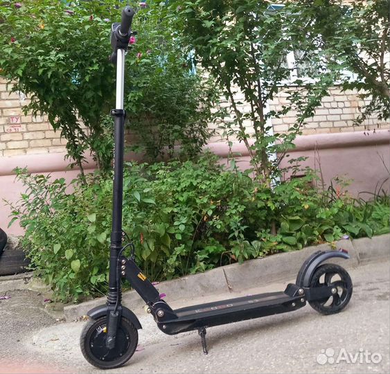 Самокат взрослый электрический бу