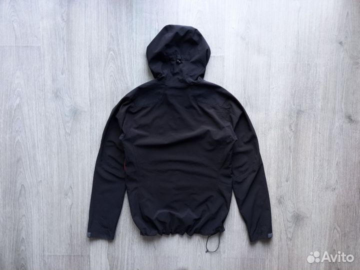 Мембранная куртка Millet - S