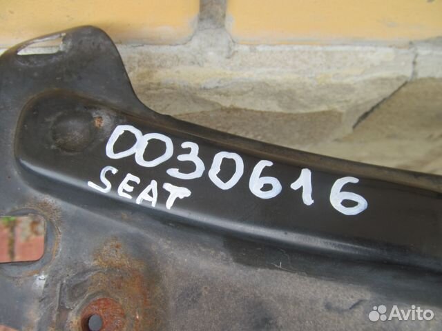 Панель передняя (телевизор) Seat Leon 1 1999-2005