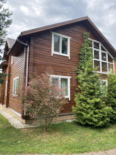 Дом 160 м² на участке 13 сот.