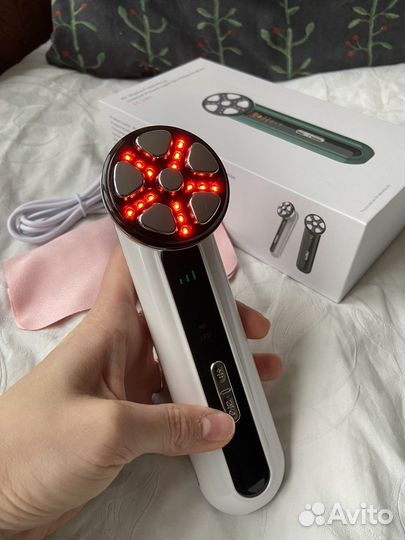 Массажер для лица и шеи RF лифтинг микротоки EMS