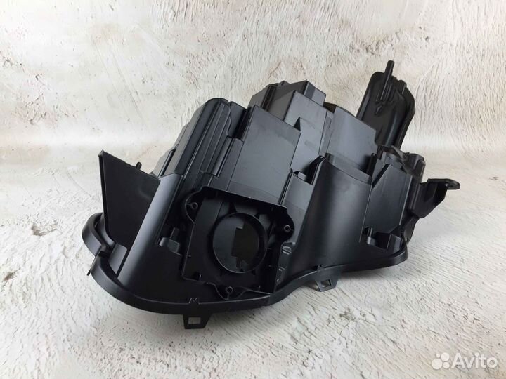 Корпус фары Land Rover Range Rover L405