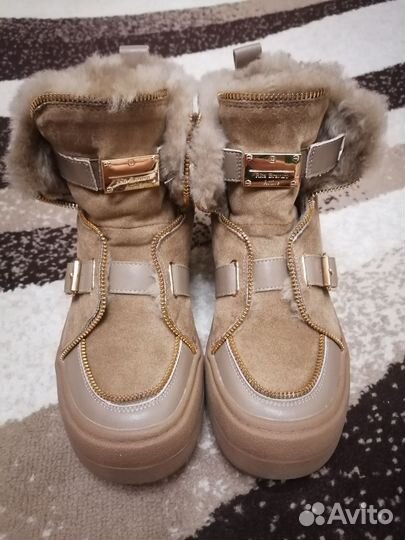 Зимние новые ботинки 37