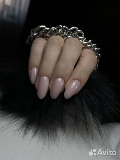 Аппаратный маникюр