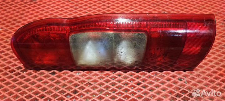 Фонарь задний правый Ford Transit 2.2d