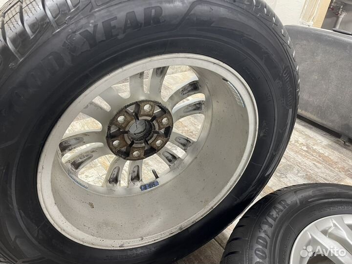 Goodyear UltraGrip Performance+ 265/60 R18 114H