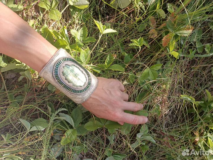 Браслет из кожи наруч