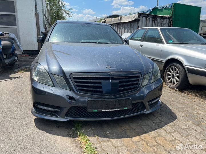 Разборка Mercedes-Benz E
