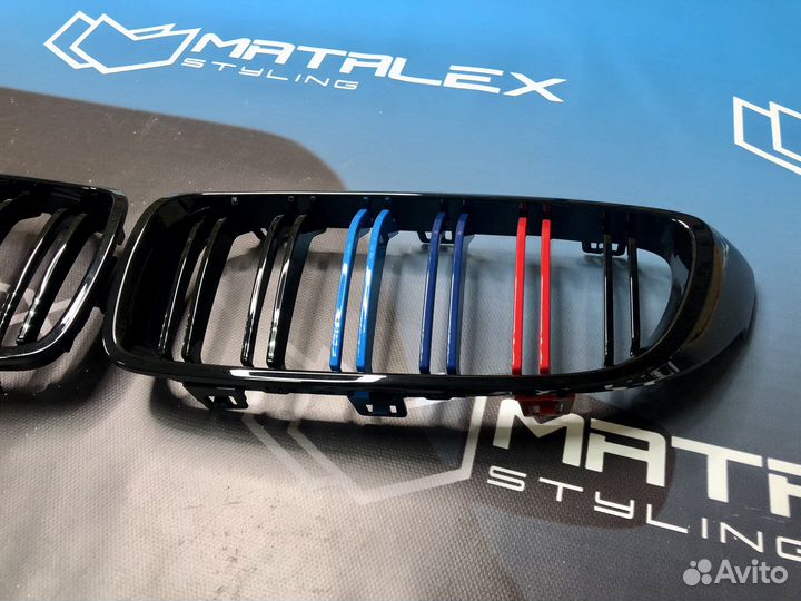 Решетка радиатора BMW F32/F33/F36 М, триколор