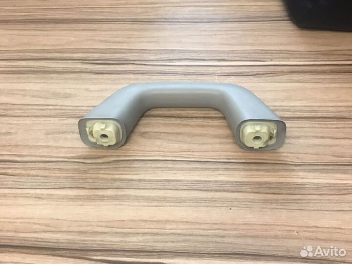 Ручка средней стойки Прадо 150