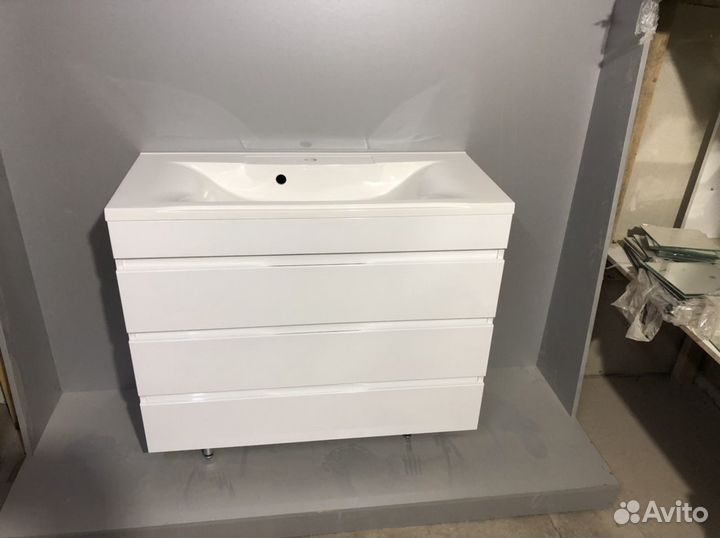 Тумба в ванную Юли 100/3