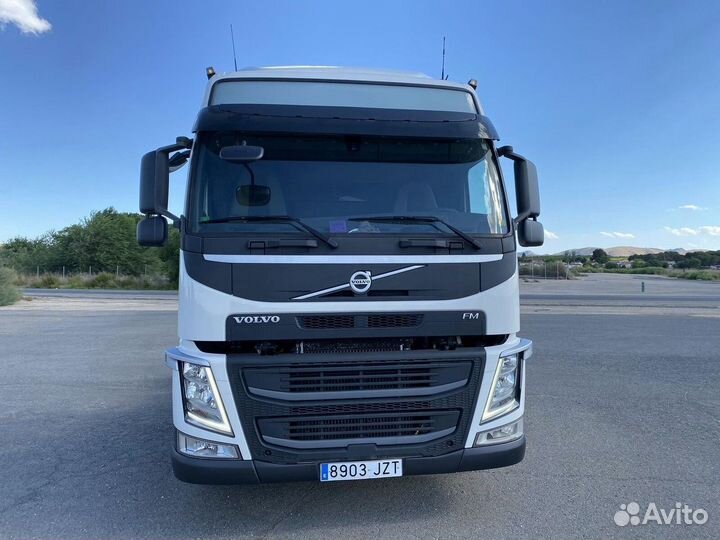 Разбираем европейский грузовик Volvo, FM с 2013