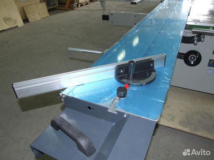 Y 45-1 Форматно-раскроечный станок с роликовой