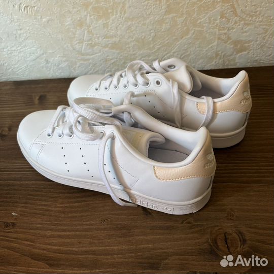 Женские кроссы Adidas Stan Smith