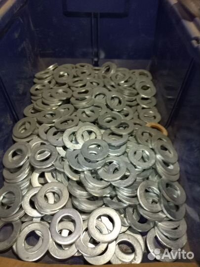 Запчасти на прицеп ось L1