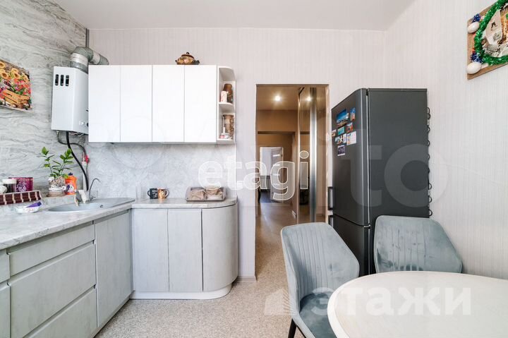 3-к. квартира, 72,8 м², 4/4 эт.