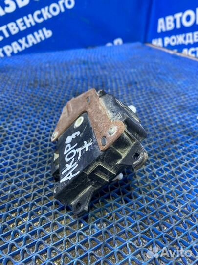 Моторчик заслонок отопителя Honda Accord 7 седан