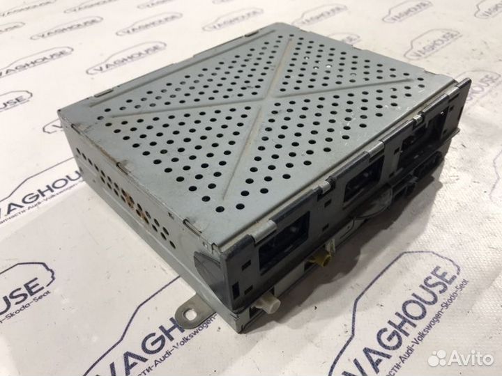 Блок управления магнитолой Audi A8 D3 2007