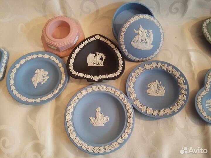 Шкатулка вазочки подсвечник тарелки Wedgwood Англи