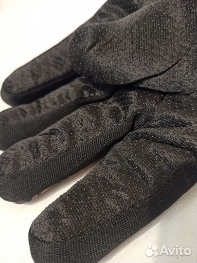 Перчатки зимние новые