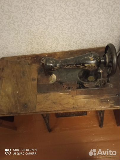 Швейная машина Singer