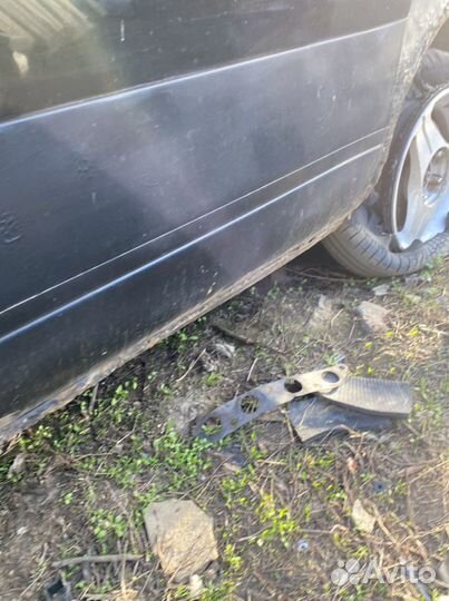 Дверь nissan largo w30