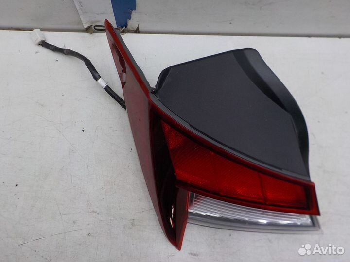 Фонарь задний левый наружный Hyundai Elantra 2020