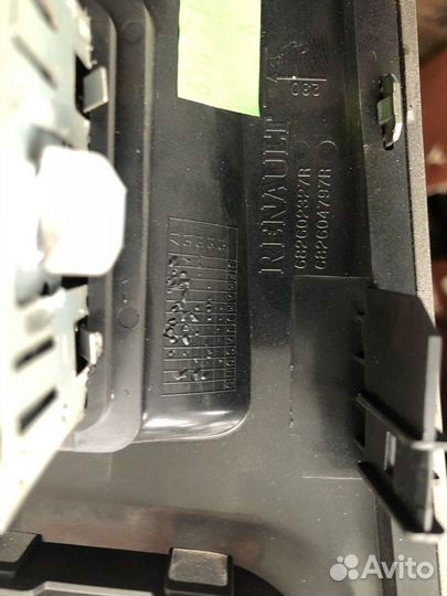 Рамка для магнитолы renault logan 2