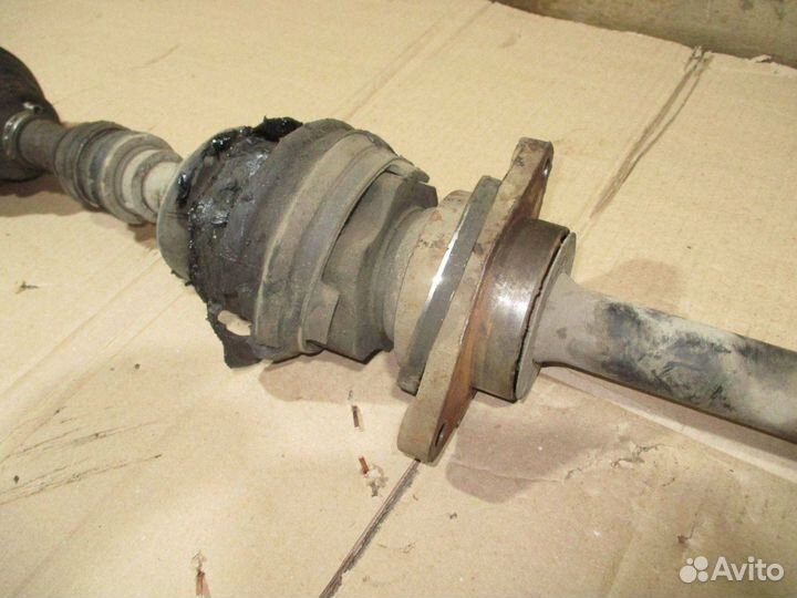 Полуось передняя правая Nissan Murano 2 (Z51)