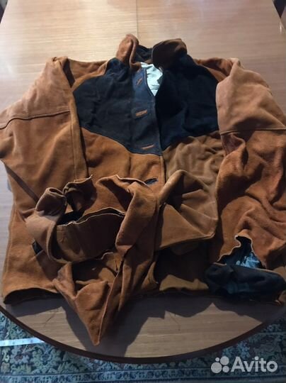 Куски замши и натуральной кожи