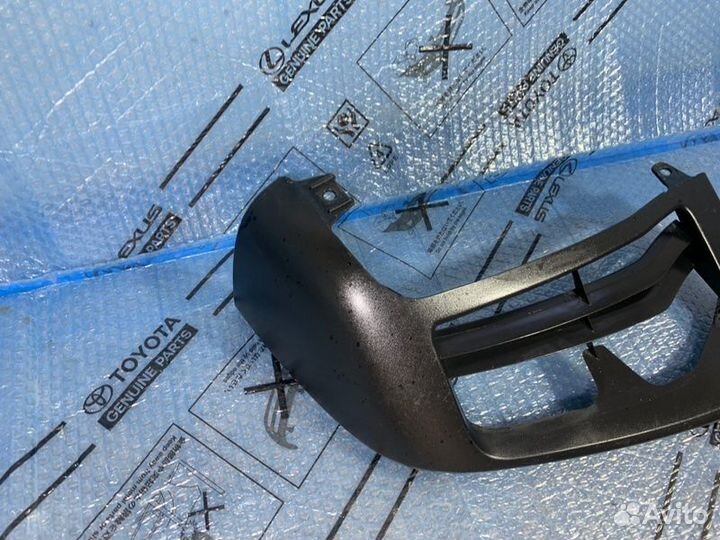 Накладка бампера передняя правая Lexus Rx350 2008