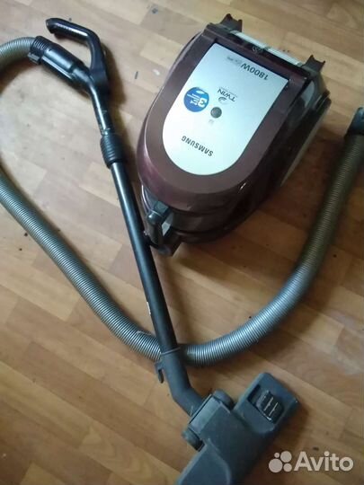 Пылесос Samsung 1800w