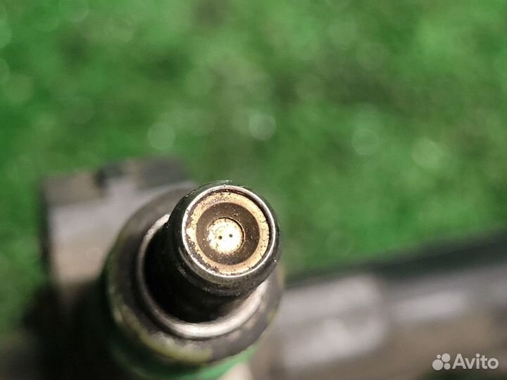 Форсунка топливная на Ford Focus 2 shda