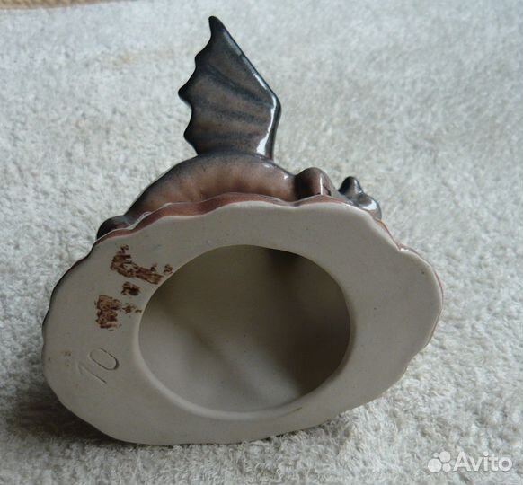 Разные фарфоровые статуэтки