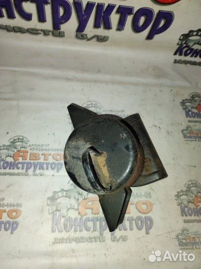 Опора двигателя Chevrolet Aveo T 200 хэчбек F14D3