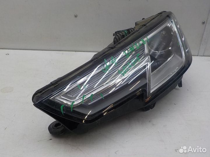 Фара левая Audi A4/RS4