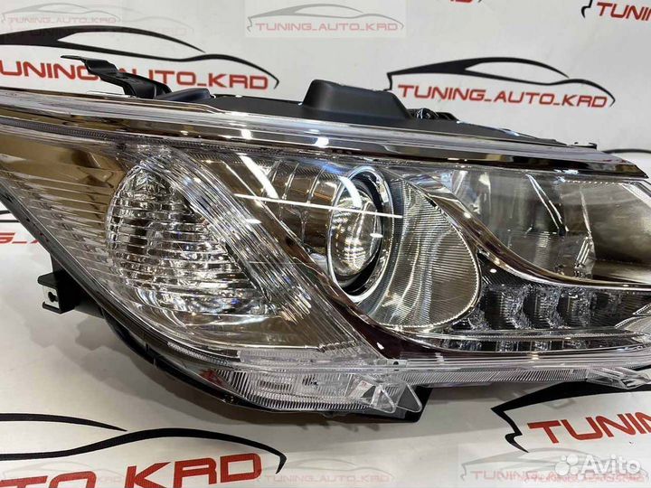 Фары Toyota Camry 55 кузов T3823