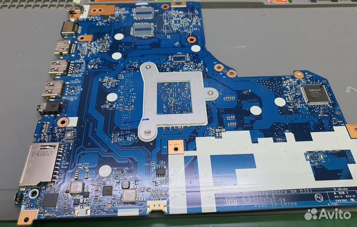 Материнская плата NM-B301