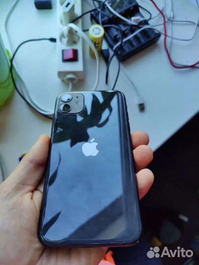 iPhone 11 на запчасти