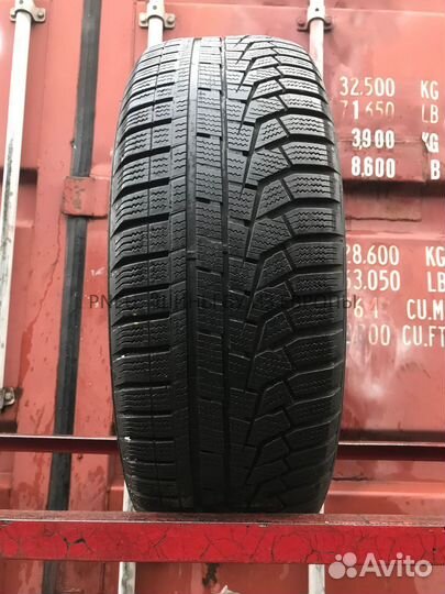 Hankook Winter I'Cept Evo2 W320 215/60 R17 96H