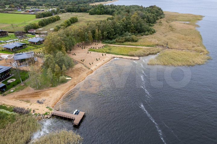 Коттедж 285 м² на участке 12 сот.